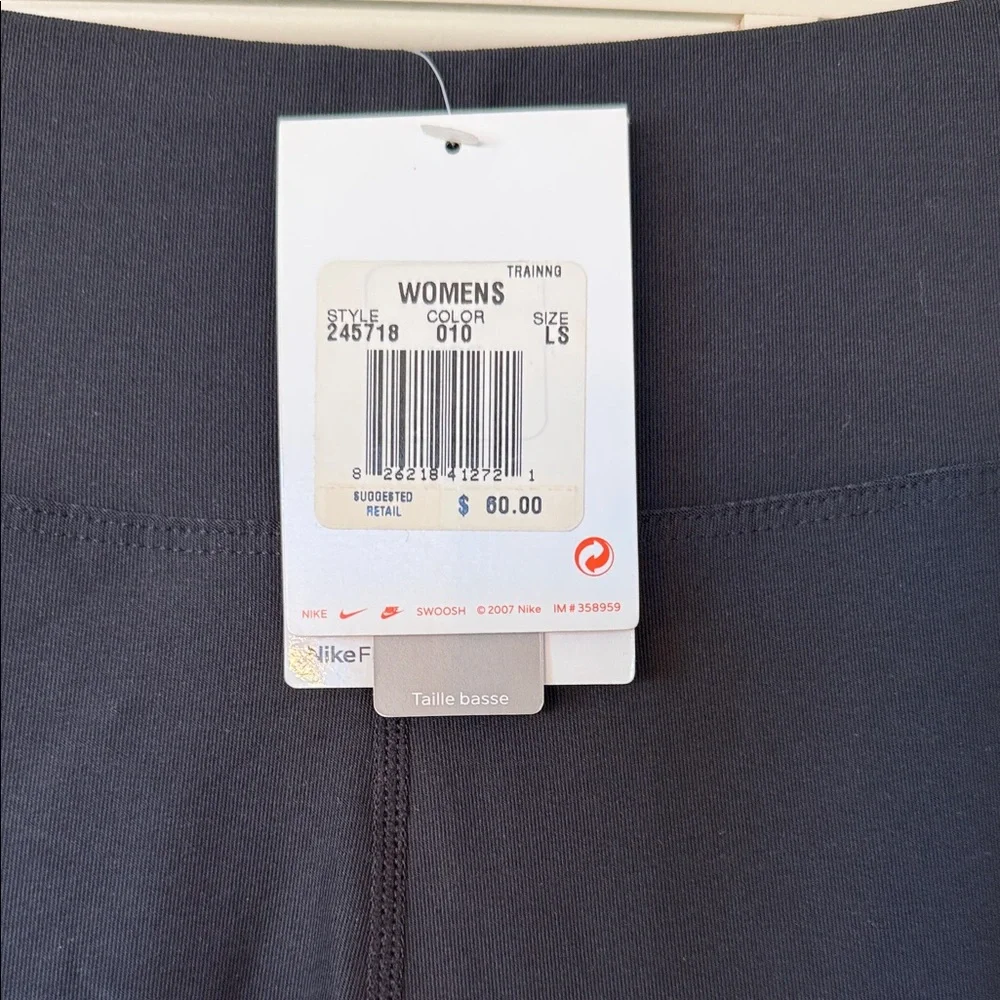 NWT Nike Black Performance Trousers size Large - Picture 2 of 3